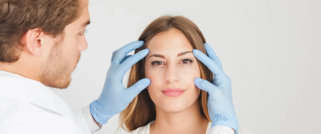 Valoración oculoplástica para diagnóstico de párpados y estructuras perioculares
