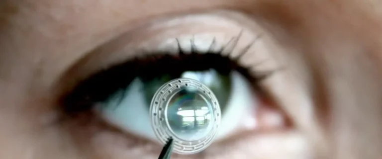 Lente de contacto terapéutico utilizado para protección y tratamiento ocular